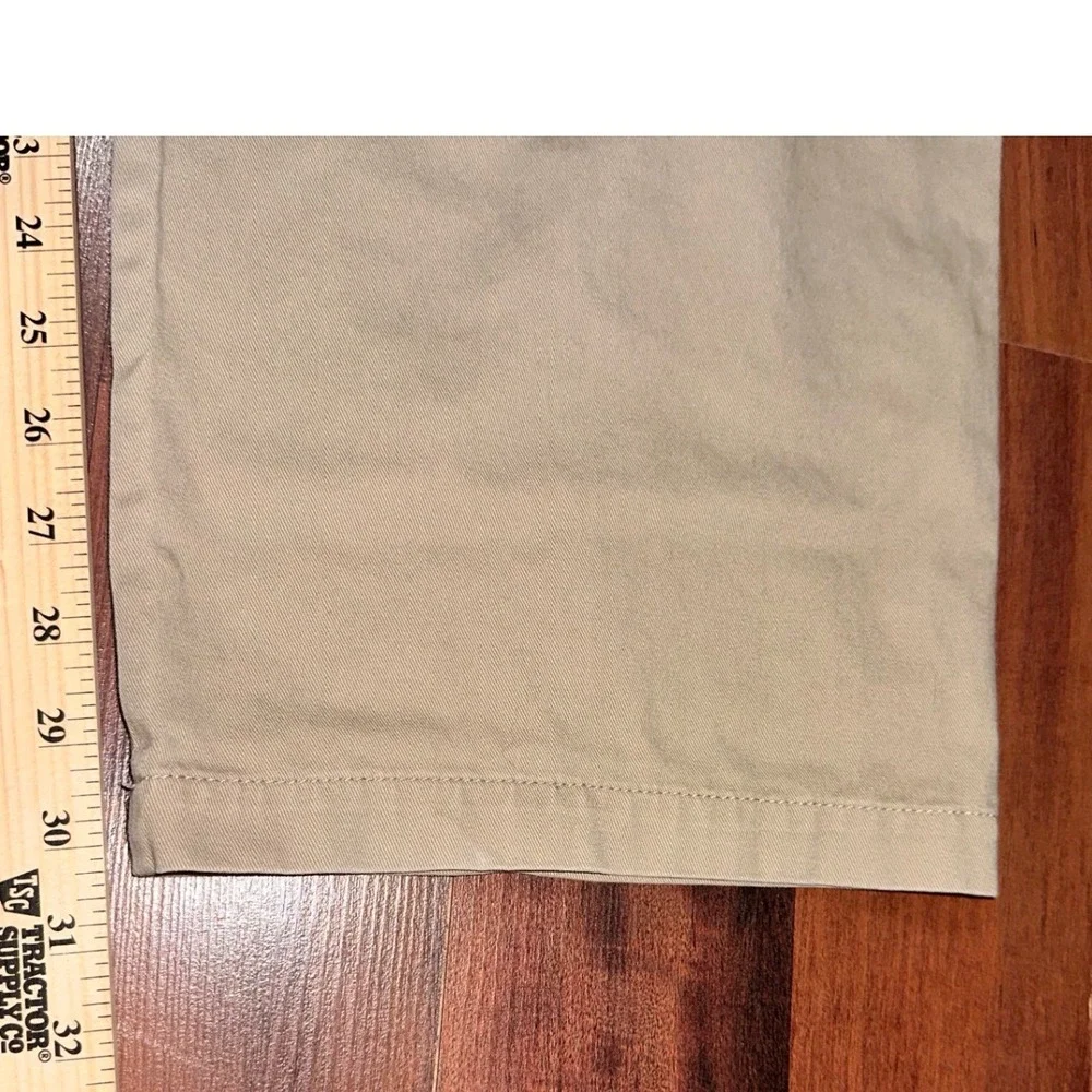 Duluth Trading Co Mens Pleated Chino Pants Khaki Tan Cotton 42x32